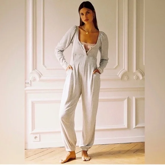 *NWOT* FREE PEOPLE ON POINT ROMPER - Picture 2 of 5